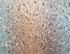 不規(guī)則壓花玻璃定做